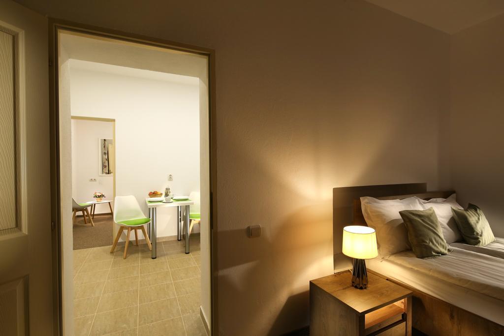 Apartament T19